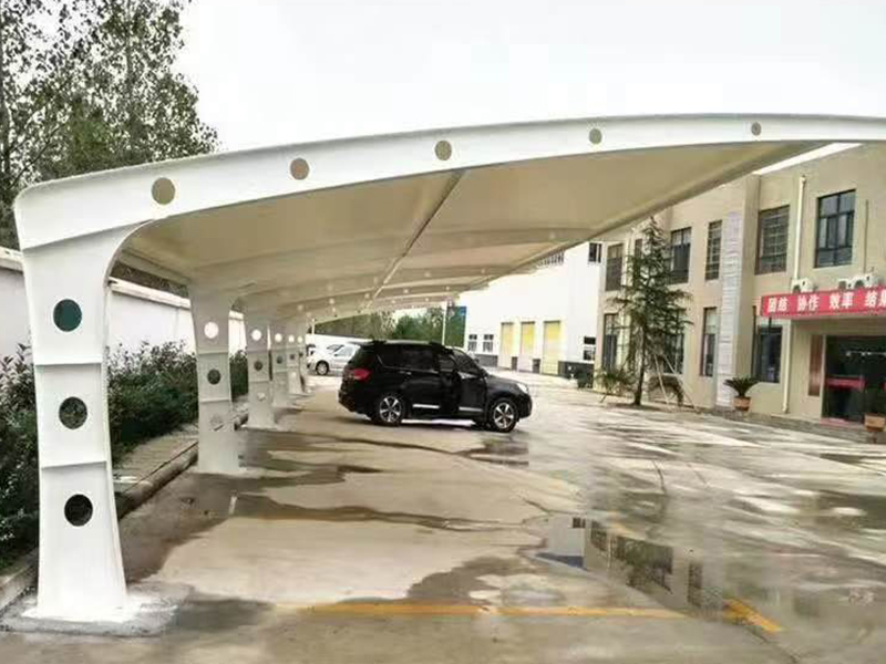 膜鋼結(jié)構(gòu)停車棚